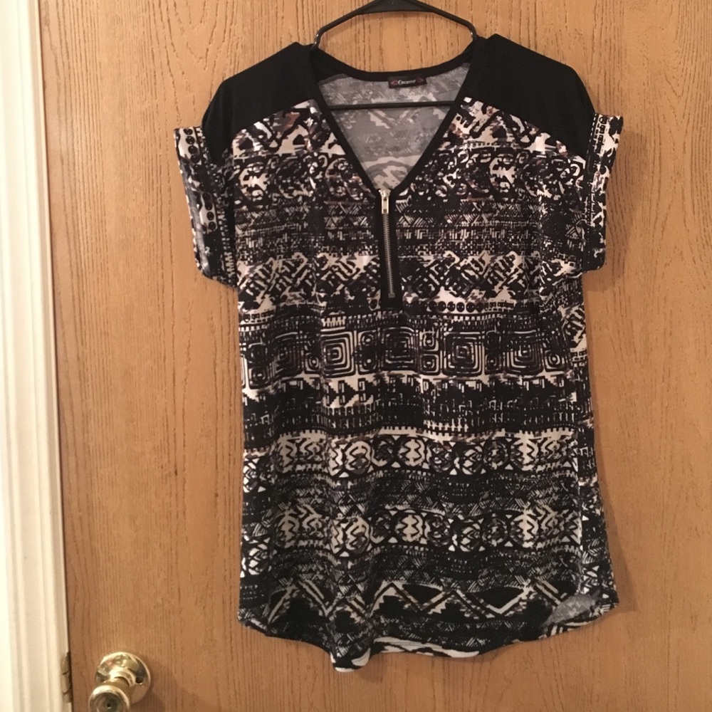 Cocomo top with zipper neckline